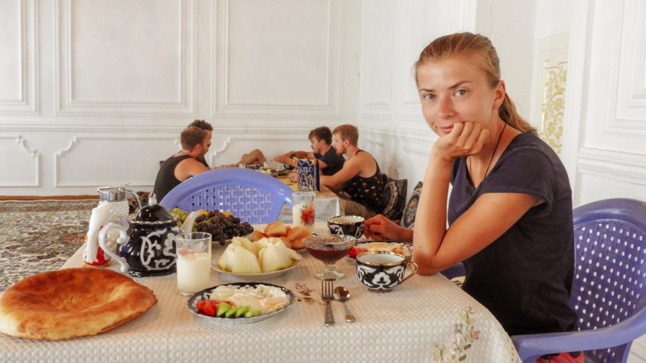 Diyor Hostel Bukhara Bagian luar foto